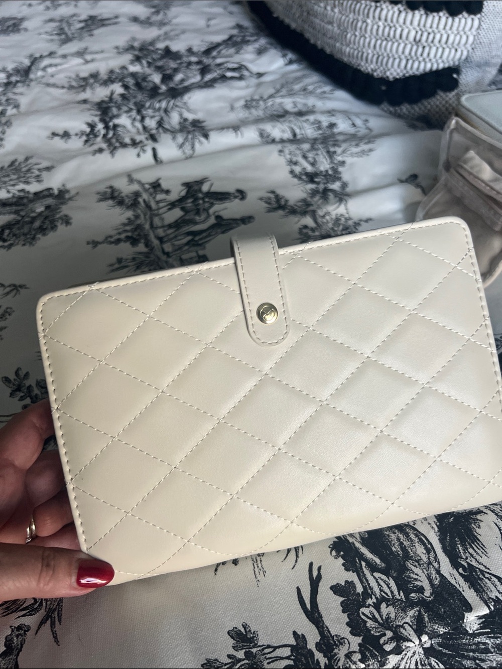 Travel jewelry case